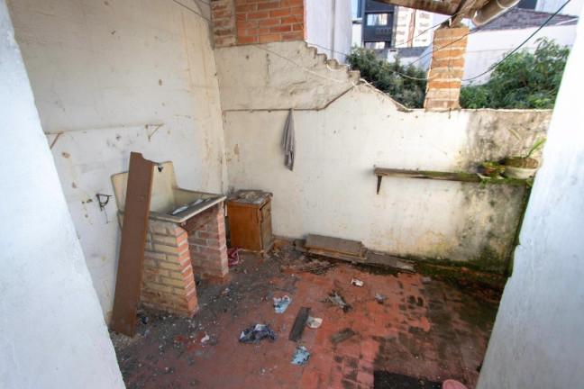 Imagem Casa com 5 Quartos à Venda, 144 m² em Independência - Porto Alegre