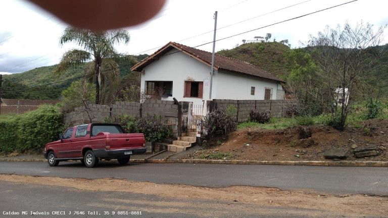 Imagem Casa com 2 Quartos à Venda, 54 m² em Pocinhos Do Rio Verde - Caldas