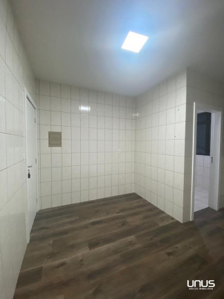 Imagem Apartamento com 2 Quartos à Venda, 74 m² em Centro - Palhoça