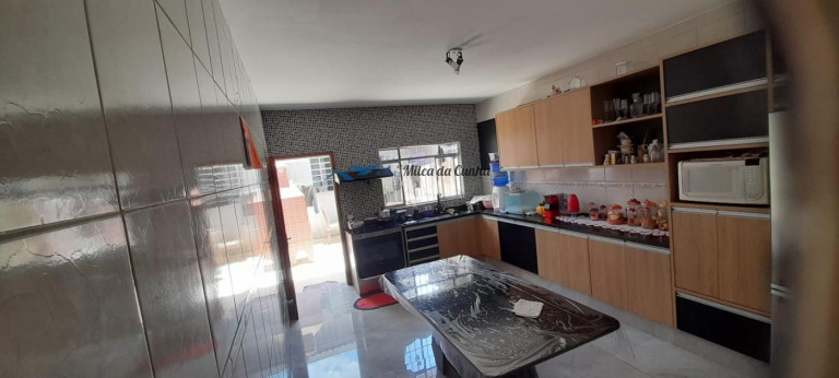 Imagem Casa com 3 Quartos à Venda, 190 m² em Parque Gerassi - Santo André