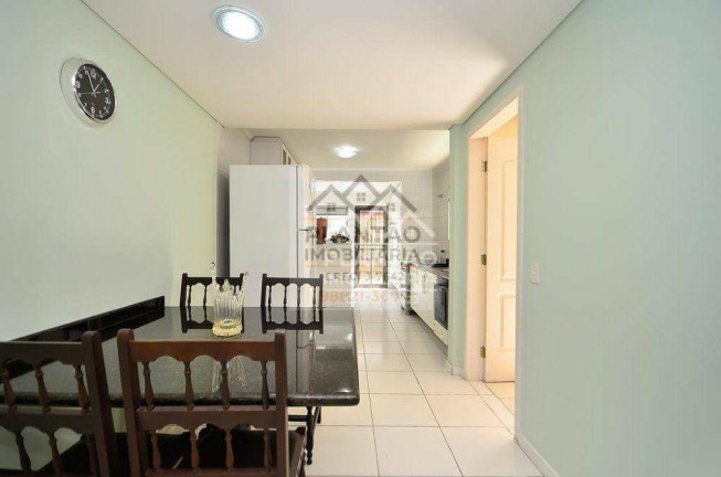 Foto do imóvel: Sobrado com 3 Quartos à Venda ou Locação, 189 m² em Boa Vista - Curitiba