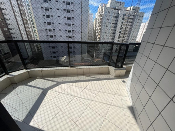 Imagem Apartamento com 4 Quartos à Venda, 120 m² em Pitangueiras - Guarujá