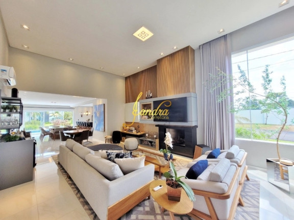 Imagem Casa de Condomínio com 4 Quartos à Venda, 210 m² em Centro - Xangri-la