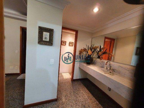 Imagem Apartamento com 3 Quartos à Venda, 215 m² em Santa Rosa - Niterói
