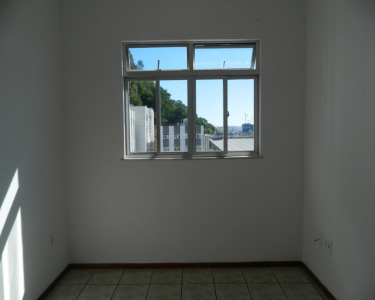 Imagem Imóvel com 3 Quartos à Venda, 65 m² em Paineiras - Juiz De Fora
