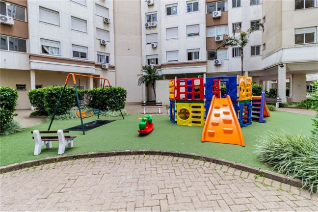 Apartamento com 3 Quartos à Venda, 68 m² em Vila Ipiranga - Porto Alegre