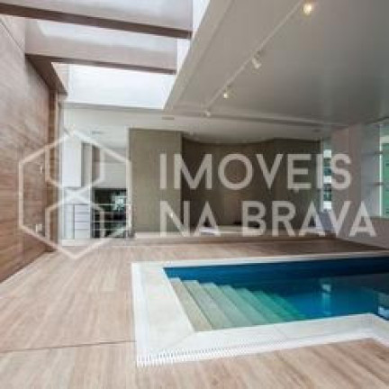 Imagem Apartamento com 3 Quartos à Venda, 353 m² em Centro - Balneário Camboriú