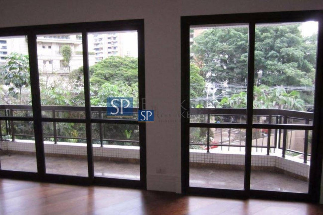 Imagem Apartamento com 3 Quartos à Venda, 210 m² em Vila Nova Conceição - São Paulo