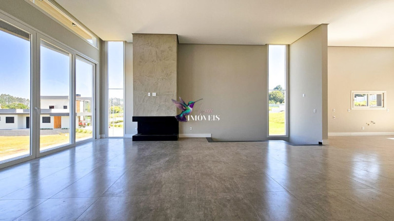 Imagem Casa com 3 Quartos à Venda, 257 m² em Centro - Nova Santa Rita