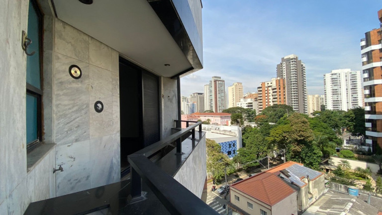 Apartamento com 5 Quartos à Venda, 601 m² em Vila Uberabinha - São Paulo