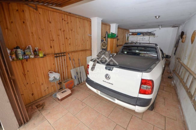 Foto do imóvel: Casa com 4 Quartos à Venda,  em Pinheirinho - Curitiba