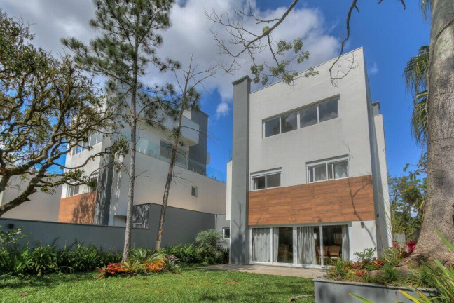 Imagem Imóvel com 3 Quartos à Venda, 300 m² em Pedra Redonda - Porto Alegre