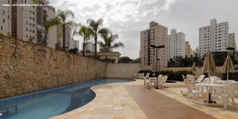 Apartamento com 3 Quartos à Venda, 131 m² em Jardim Celeste - São Paulo