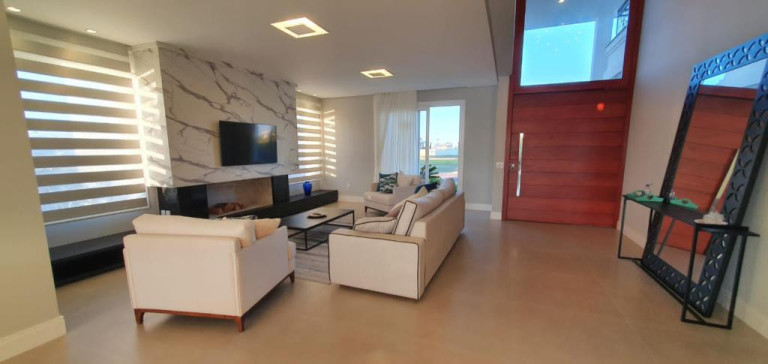Imagem Casa com 4 Quartos à Venda, 300 m² em Village - Capao Da Canoa