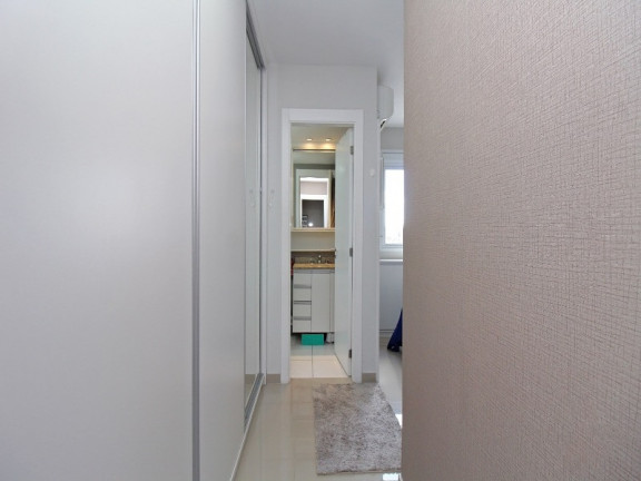 Imagem Apartamento com 3 Quartos à Venda, 69 m² em Passo Da Areia - Porto Alegre