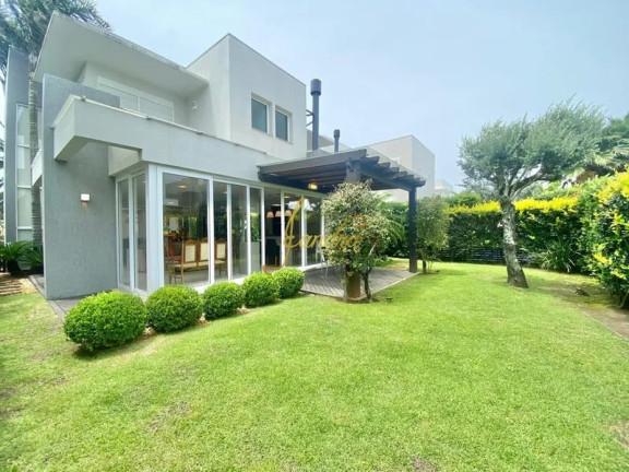 Imagem Casa de Condomínio com 4 Quartos à Venda, 320 m² em Zona Nova - Capão Da Canoa