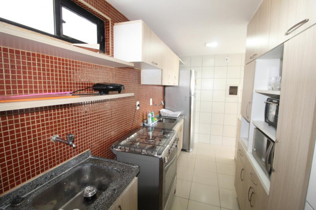 Imagem Apartamento com 2 Quartos à Venda, 72 m² em Guararapes - Fortaleza