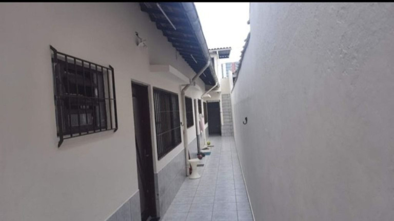 Imagem Casa com 4 Quartos à Venda, 94 m² em Vila Assunção - Praia Grande