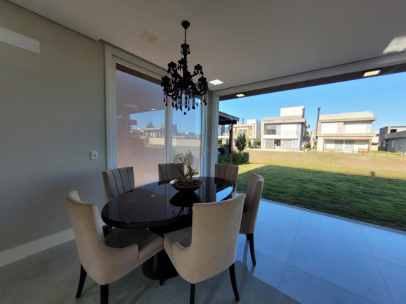 Imagem Casa com 4 Quartos à Venda, 220 m² em -- - Capao Da Canoa