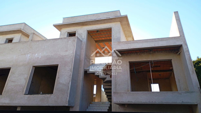 Foto do imóvel: Sobrado com 4 Quartos à Venda, 138 m² em Mercês - Curitiba