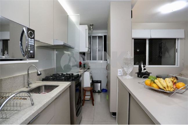 Apartamento com 3 Quartos à Venda, 66 m² em Vila Ipiranga - Porto Alegre