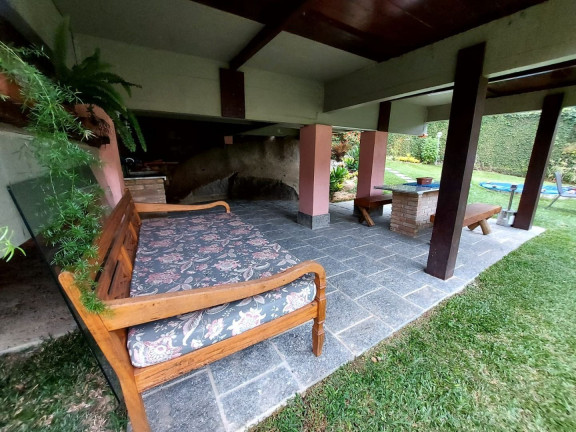 Imagem Casa com 4 Quartos à Venda, 574 m² em Granja Guarani - Teresópolis