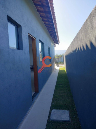 Imagem Casa com 2 Quartos à Venda, 55 m² em Jardim Golfinhos - Caraguatatuba