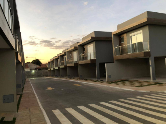 Imagem Casa de Condomínio com 4 Quartos à Venda, 191 m² em Jardim Atlântico - Goiânia