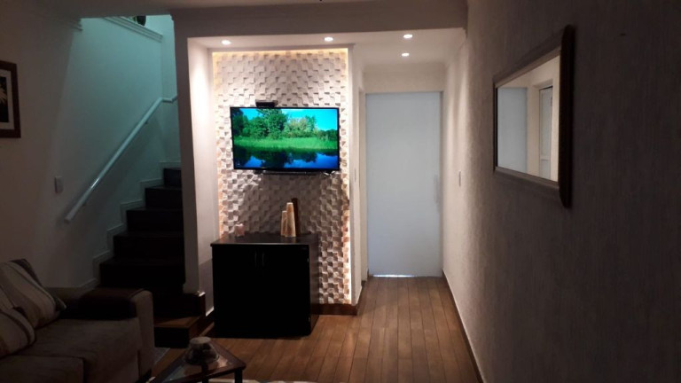 Imagem Sobrado com 3 Quartos para Alugar, 140 m² em Rio Pequeno - São Paulo