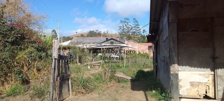 Imagem Imóvel com 2 Quartos à Venda, 116.160 m² em Rocinha - Guaratinguetá