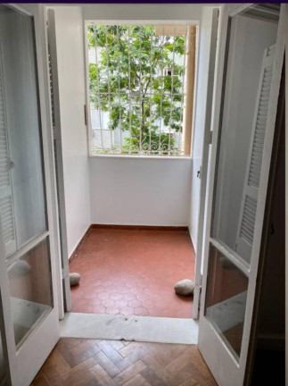 Imagem Apartamento com 3 Quartos à Venda,  em Copacabana - Rio De Janeiro