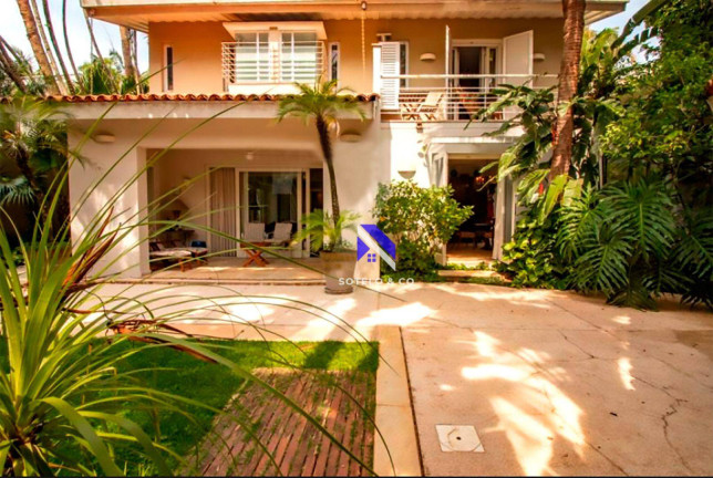 Casa com 4 Quartos à Venda, 394 m² em Alto De Pinheiros - São Paulo