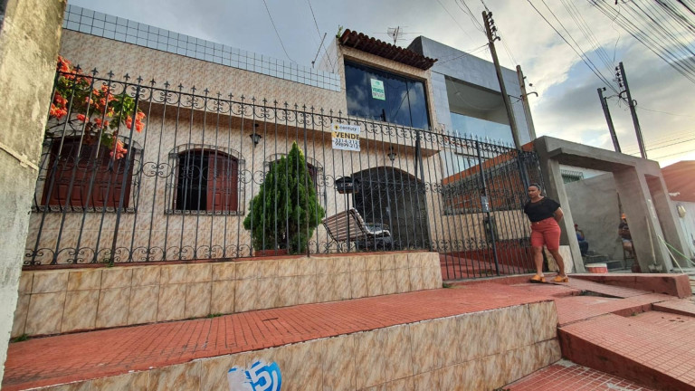 Imagem Casa com 6 Quartos à Venda, 300 m² em Centro - Aracaju