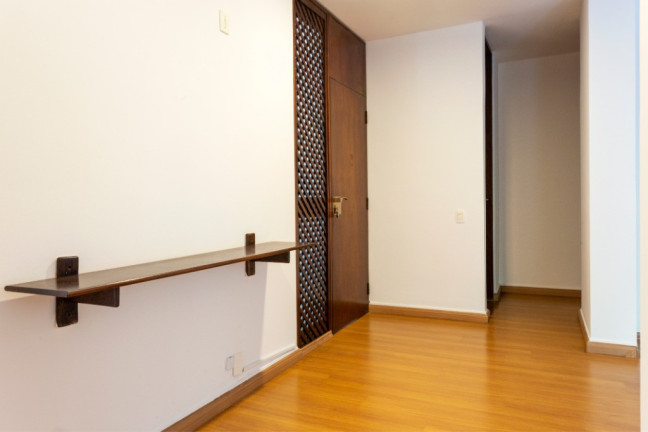 Apartamento com 2 Quartos à Venda, 200 m² em Bela Vista - São Paulo