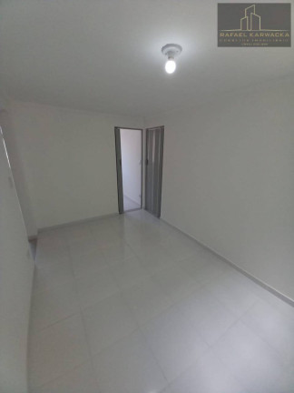 Imagem Apartamento com 2 Quartos à Venda, 38 m² em Conjunto Habitacional Presidente Castelo Branco - Carapicuíba