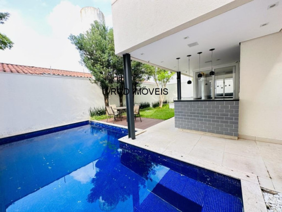 Casa com 4 Quartos à Venda, 310 m² em Campo Belo - São Paulo
