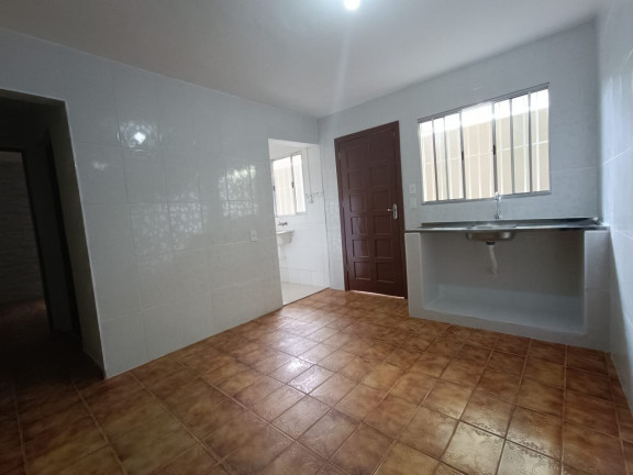 Imagem Casa com 6 Quartos à Venda, 150 m² em Parque Santa Teresa - Carapicuíba