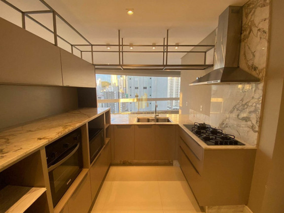 Imagem Apartamento com 3 Quartos à Venda, 134 m² em Centro - Balneário Camboriú