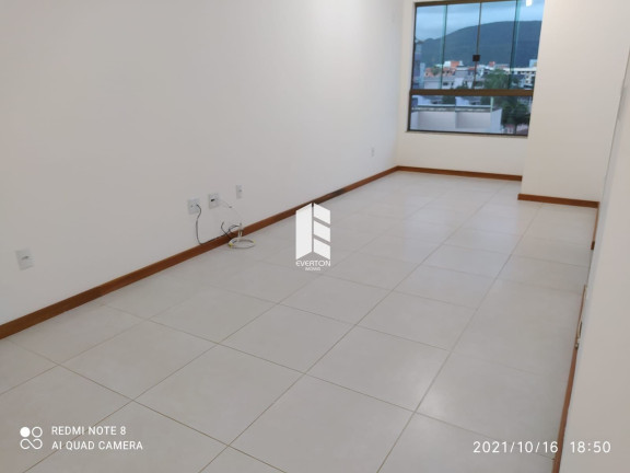 Imagem Apartamento com 1 Quarto à Venda, 46 m² em Camobi - Santa Maria
