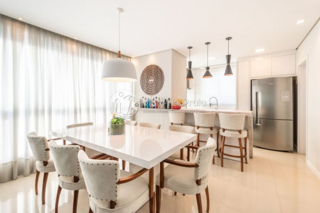 Imagem Apartamento com 3 Quartos à Venda, 105 m² em Centro - Balneário Camboriú