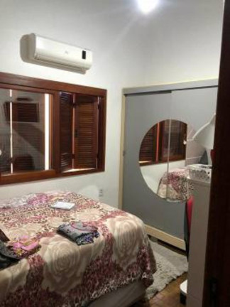 Imagem Casa com 3 Quartos à Venda, 167 m² em Sarandi - Porto Alegre