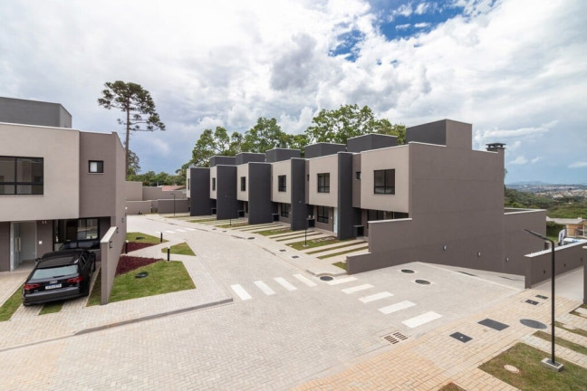 Imagem Casa com 3 Quartos à Venda, 104 m² em Santa Cândida - Curitiba