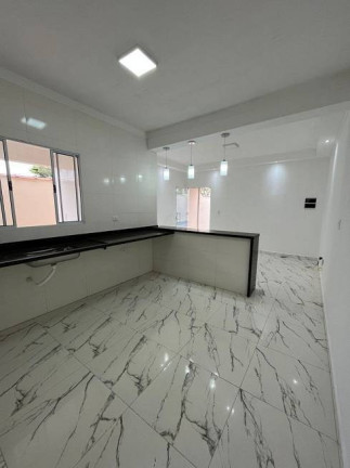 Imagem Casa com 2 Quartos à Venda, 180 m² em Flórida Mirim - Mongaguá