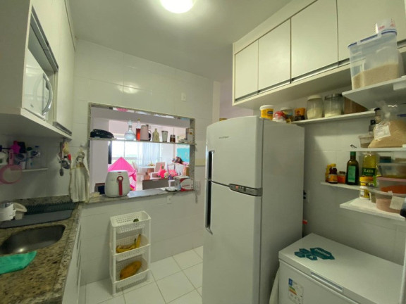 Imagem Apartamento com 3 Quartos à Venda, 72 m² em Paralela - Salvador