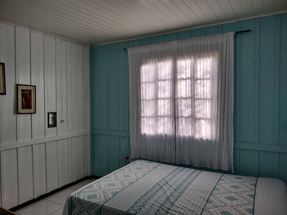 Imagem Casa com 3 Quartos à Venda, 262 m² em Praia De Armação Do Itapocorói - Penha