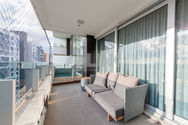 Imagem Apartamento com 3 Quartos à Venda, 227 m² em Jardim Europa - Porto Alegre