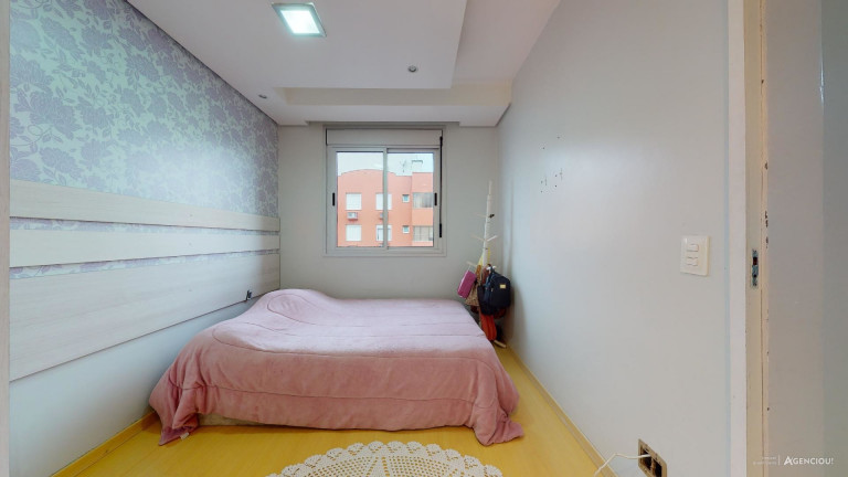 Imagem Apartamento com 1 Quarto à Venda, 49 m² em Humaitá - Porto Alegre