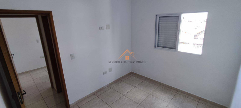 Apartamento com 2 Quartos à Venda, 48 m² em Vila Clarice - Santo André