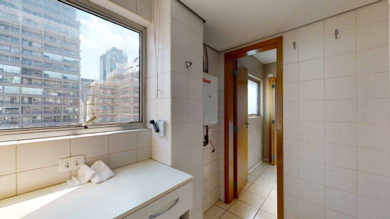 Imagem Apartamento com 3 Quartos à Venda, 125 m² em Jardim América - São Paulo
