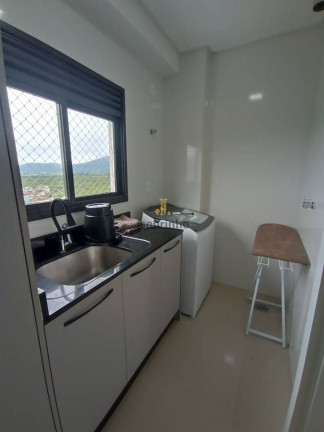 Imagem Apartamento com 3 Quartos para Temporada, 114 m² em Meia Praia - Itapema